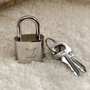 Louis Vuitton Silver Lock and Keys #448